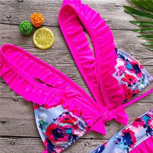 Last One!🧜‍♀️🧜‍♀️ Floral Bikini Push Up - Picture 7 of 7